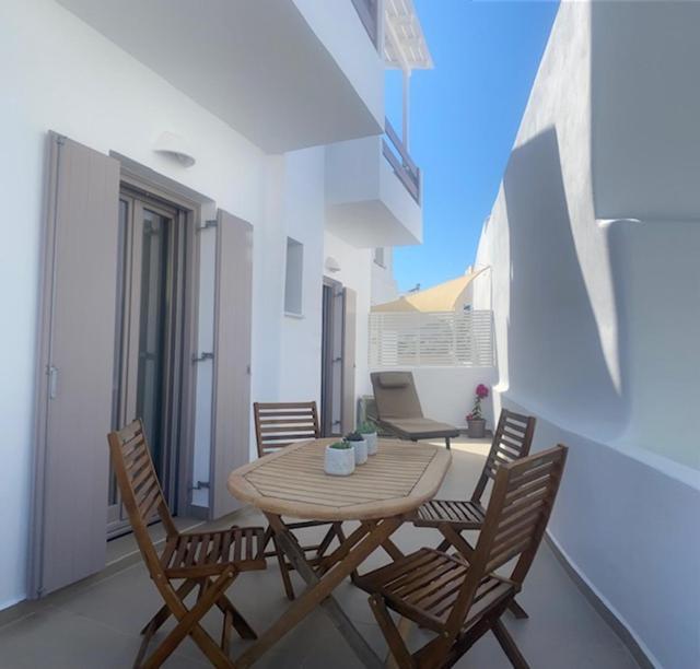 Levanda Guest Houses Andiparo Esterno foto